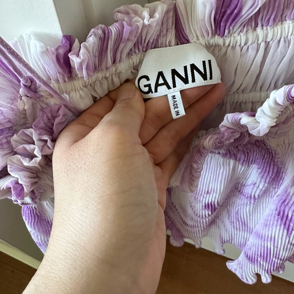 Ganni white and purple georgette pleated strap camisole - Picture 2 of 3